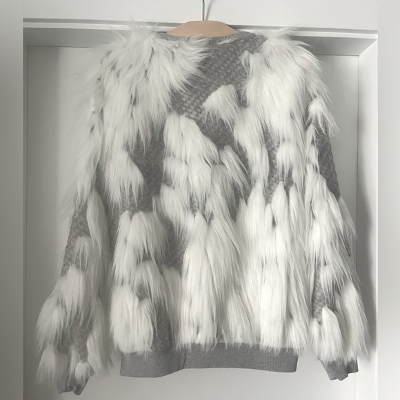BNWT Zara Grey Jacket White Fur S *Unique* - Picture 2 of 4